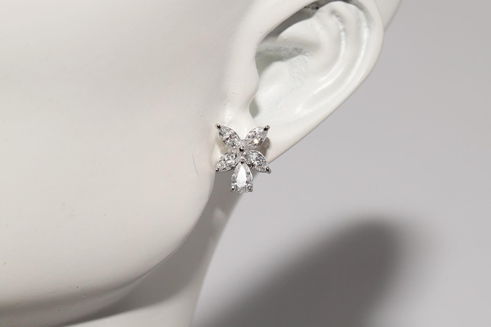 Boucles d'oreilles en or 18k ornées de diamants naturels taillés en marquise et en poire en vente 6