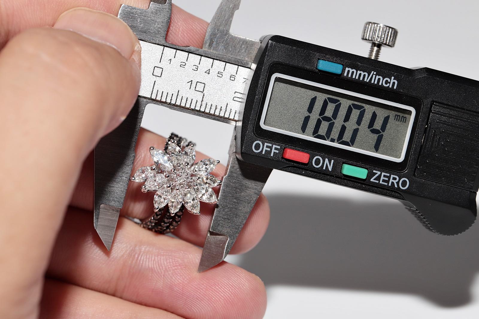 18 Karat Gold Natürlicher Marquise-Schliff Diamant Dekorierter starker Ring im Angebot 6