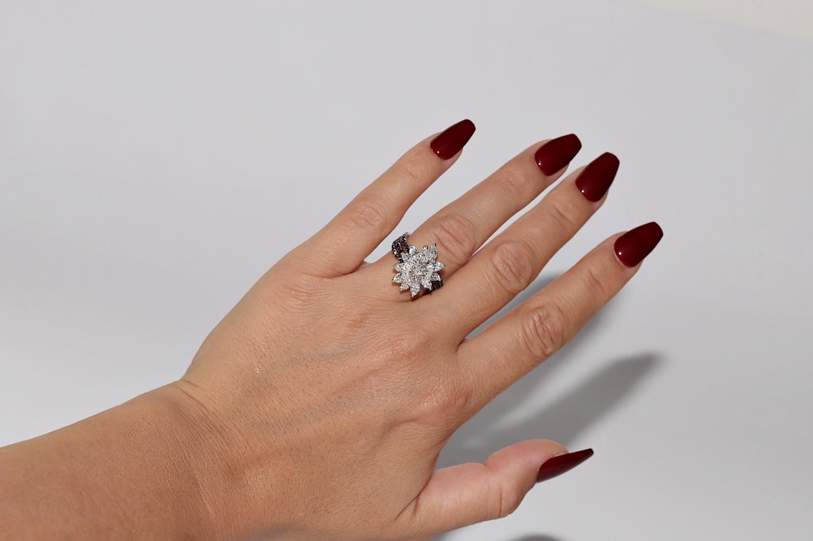 18k Gold Natural Marquise Cut Diamond Decorated Strong Ring For Sale 9