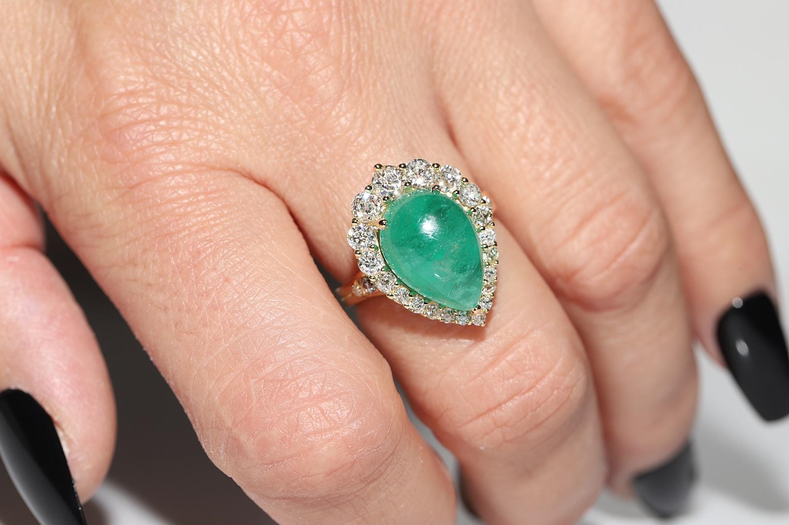 18k Gold natürlichen natürlichen Diamanten und Cabochon Smaragd dekoriert starken Ring (Moderne) im Angebot