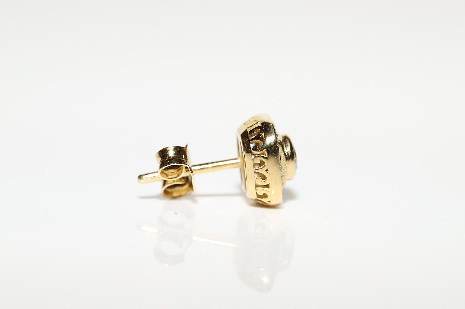 18k Gold Natural Old Mine Cut  Diamond And Caliber Sapphire Earring For Sale 3