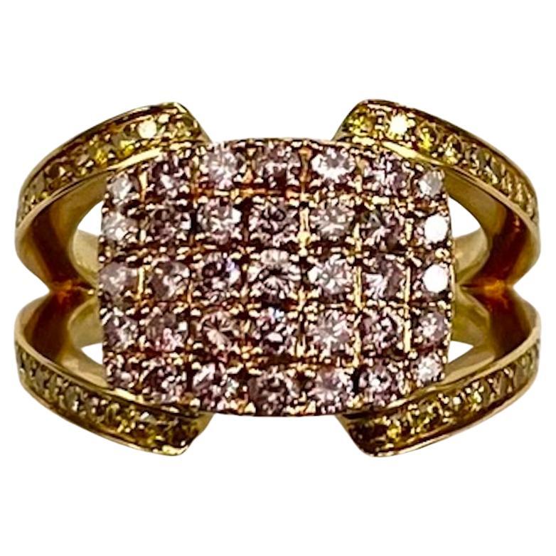 18 Karat Gold Ring mit natürlichen rosa und gelben Diamanten