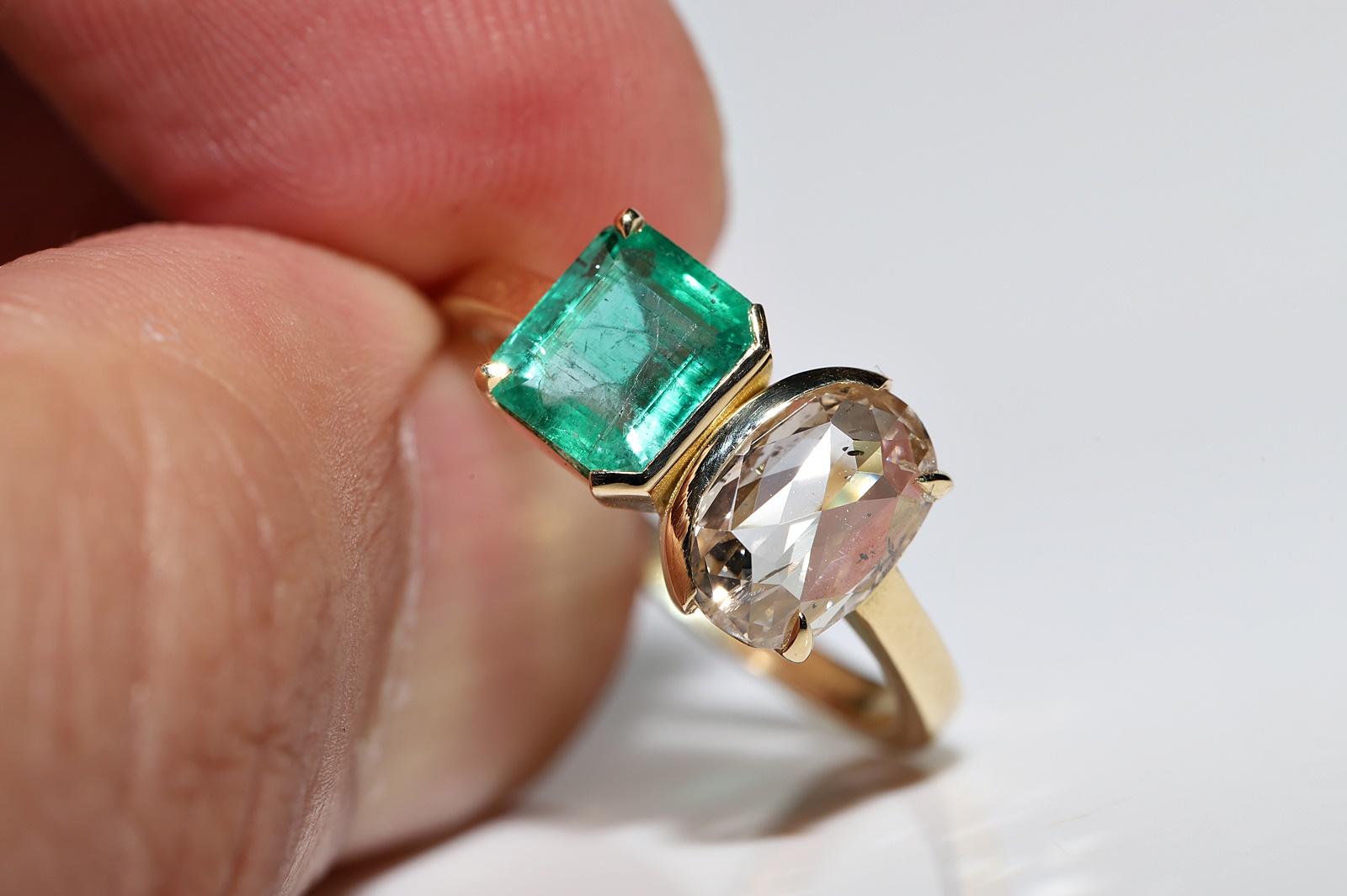 18k Gold Natural Rose Cut Diamond And Emerald Decorated Ring For Sale 7