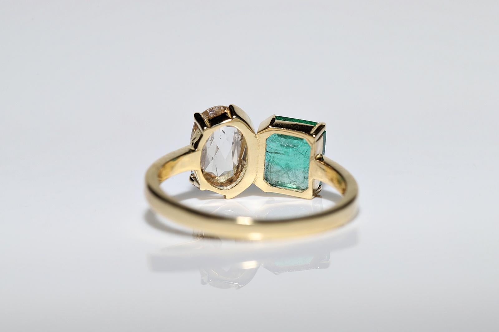 18k Gold Natural Rose Cut Diamond And Emerald Decorated Ring For Sale 3