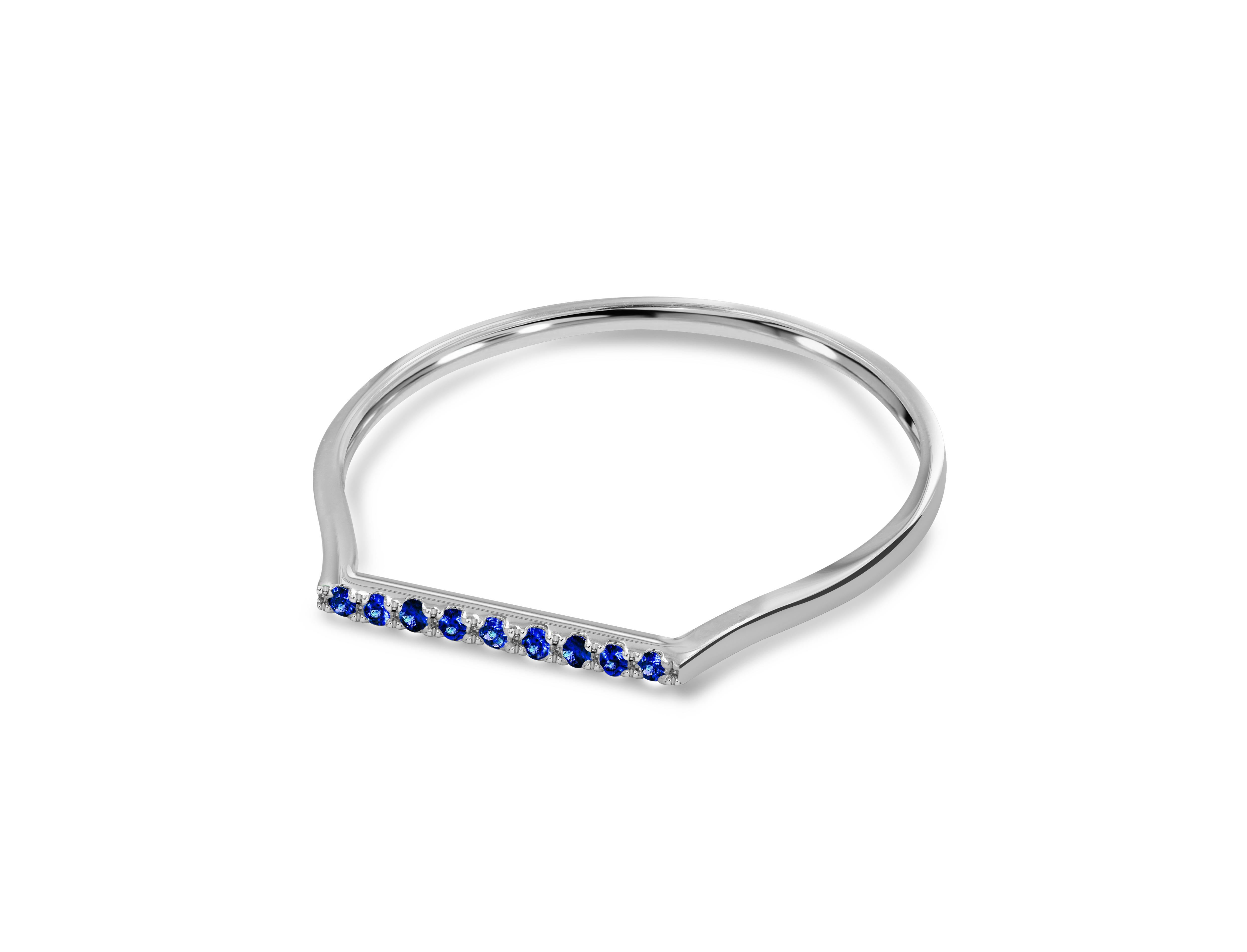 For Sale:  18k Gold Natural Sapphire Ring Thin Stacking Gold Ring 4