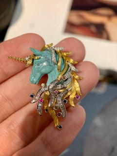 18K Gold Natural Turquoise Unicorn-Shaped Brooch with Diamonds