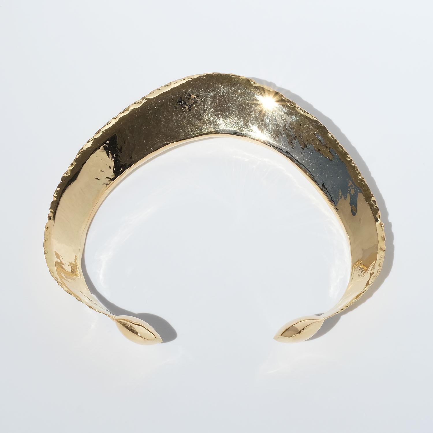 18k Gold Neck Ring by Swedish Master Claës Giertta Made Year 1968 For Sale 7