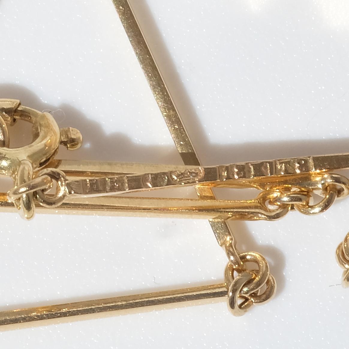 Collana in oro 18k con ciondolo in cristallo di rocca di Ateljé Stigbert Anno di fabbricazione, 1945 in vendita 3