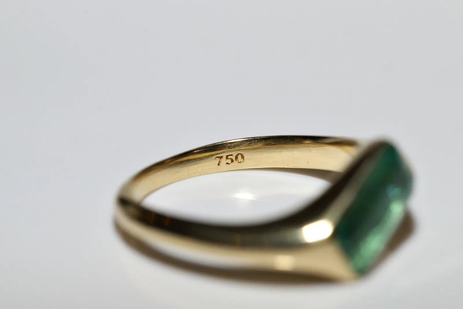 18k Gold New Made kolumbianischen natürlichen Rechteckschliff Smaragd Solitär Ring (Moderne) im Angebot