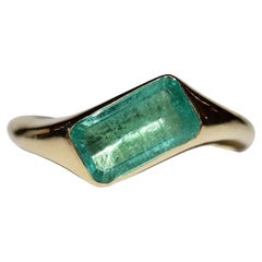 18k Gold New Made Colombian Natural Rectangle Cut Emerald Solitaire Ring