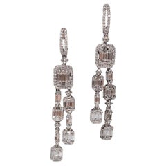 Orecchino a goccia in oro 18k &New Made Nature con diamante taglio baguette e Brilliante