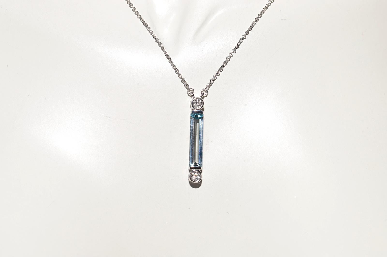 18k Gold New Made Natural Diamond And Aquamarine Earring And Pendant Necklace For Sale 5