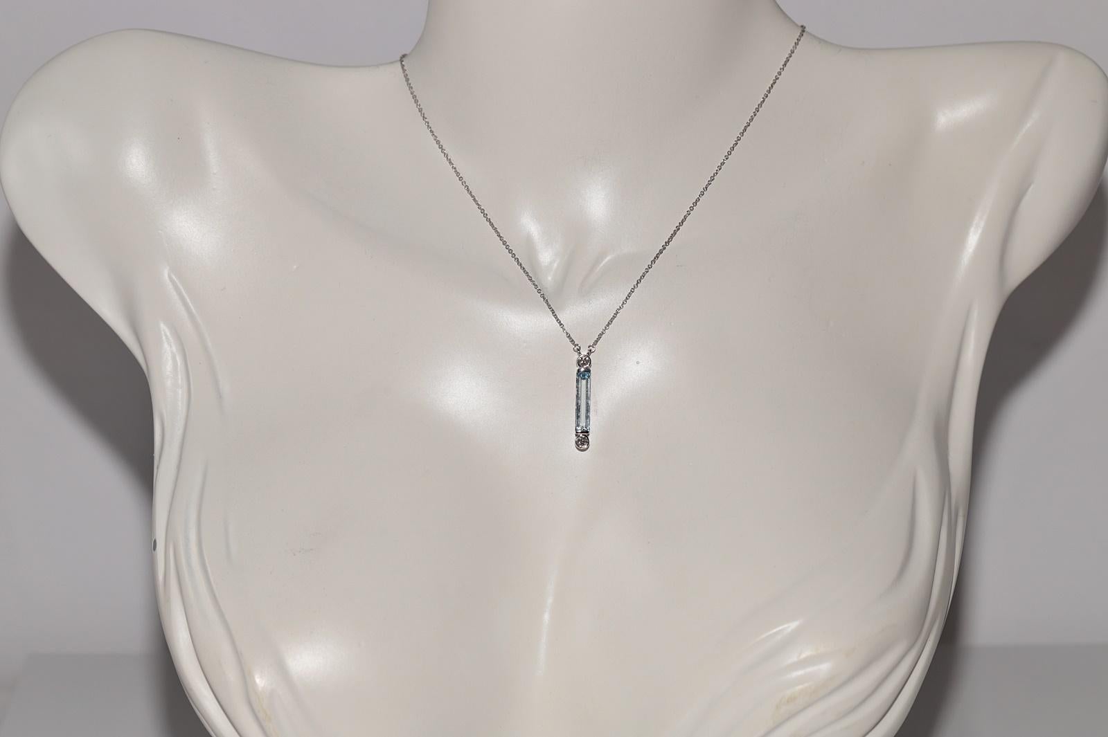 18k Gold New Made Natural Diamond And Aquamarine Earring And Pendant Necklace For Sale 1