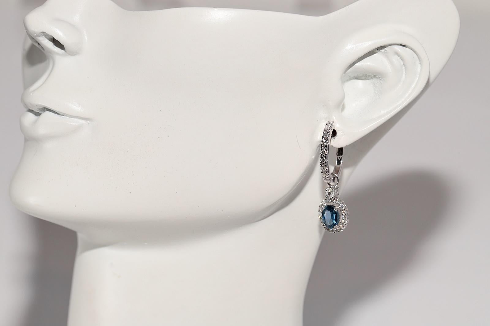 Pendiente de gota decorado con diamantes naturales y topacio azul de oro de 18k de nueva factura en venta 8