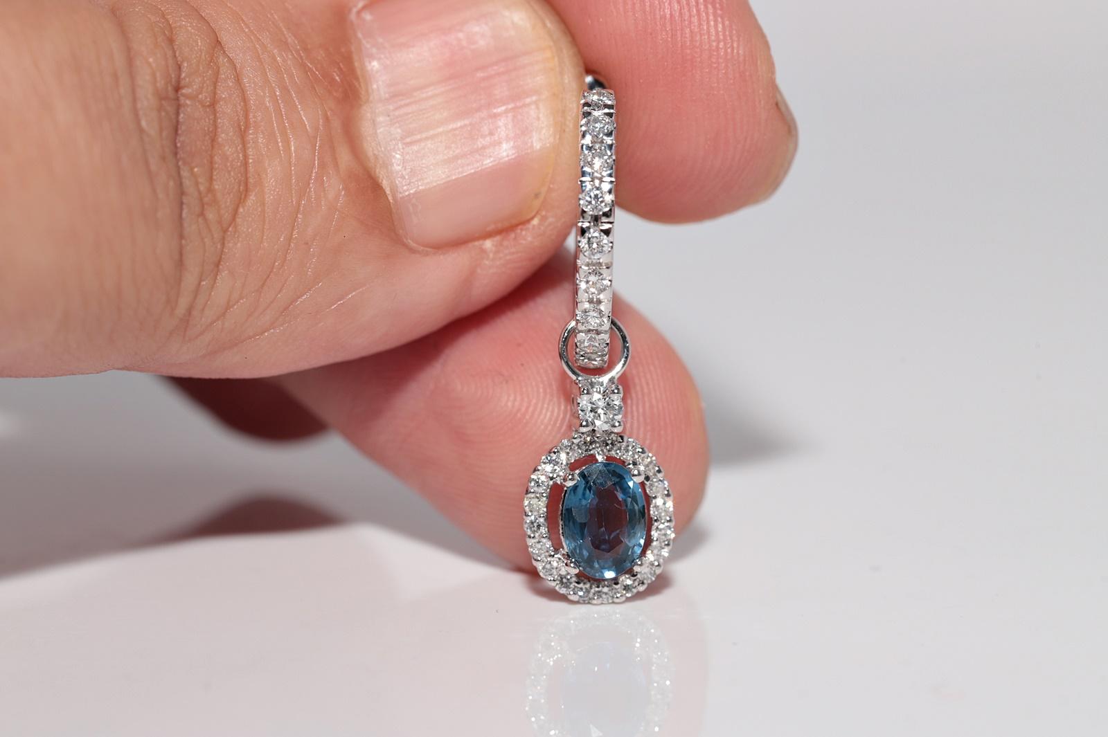 18 Karat Gold Neuer natürlicher Diamant und blauer Topas Dekorierter Tropfenohrring mit Diamanten (Brillantschliff) im Angebot