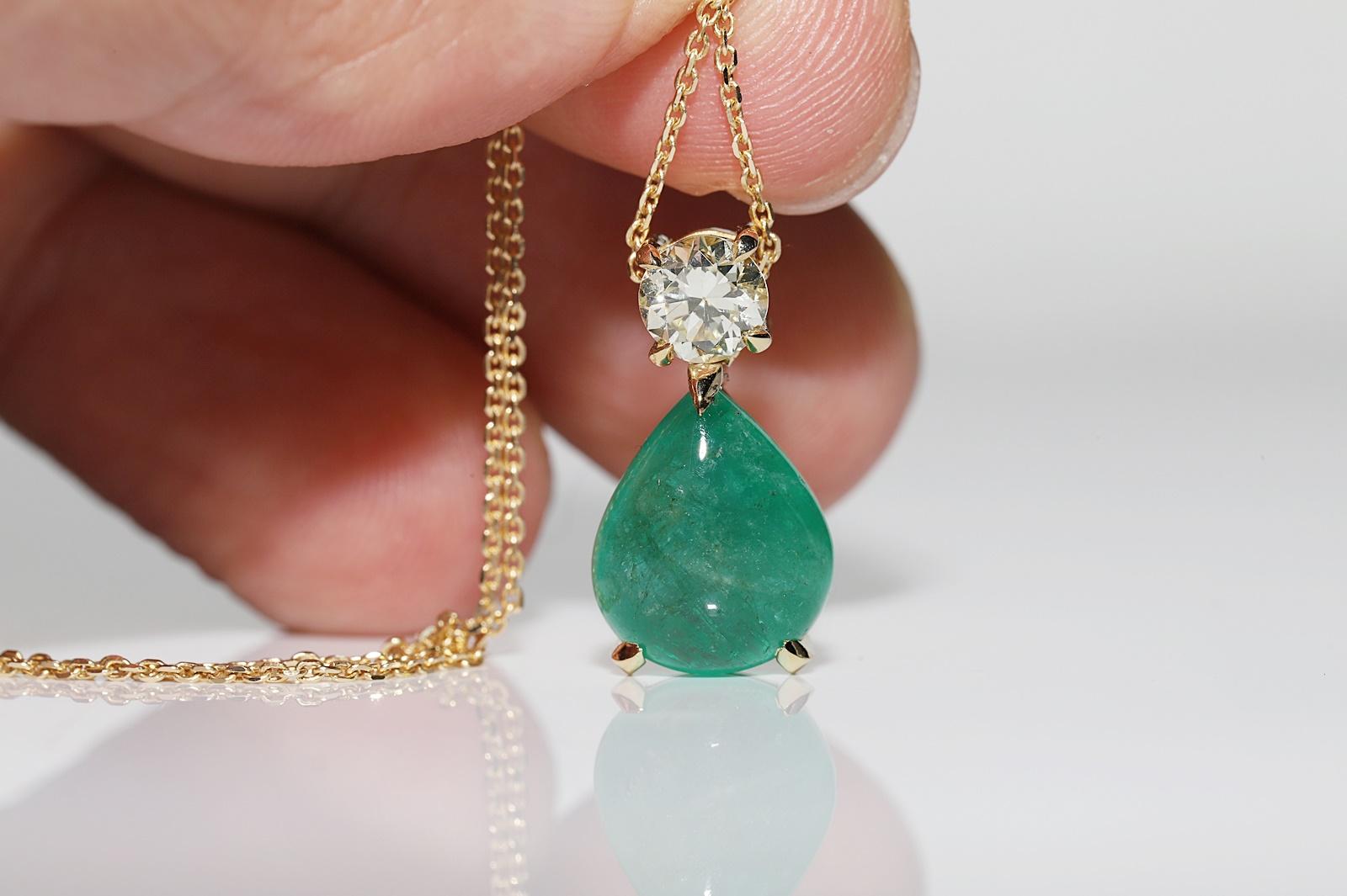 18k Gold New Made Natural Diamond And Cabochon Emerald Pendant Necklace For Sale 7