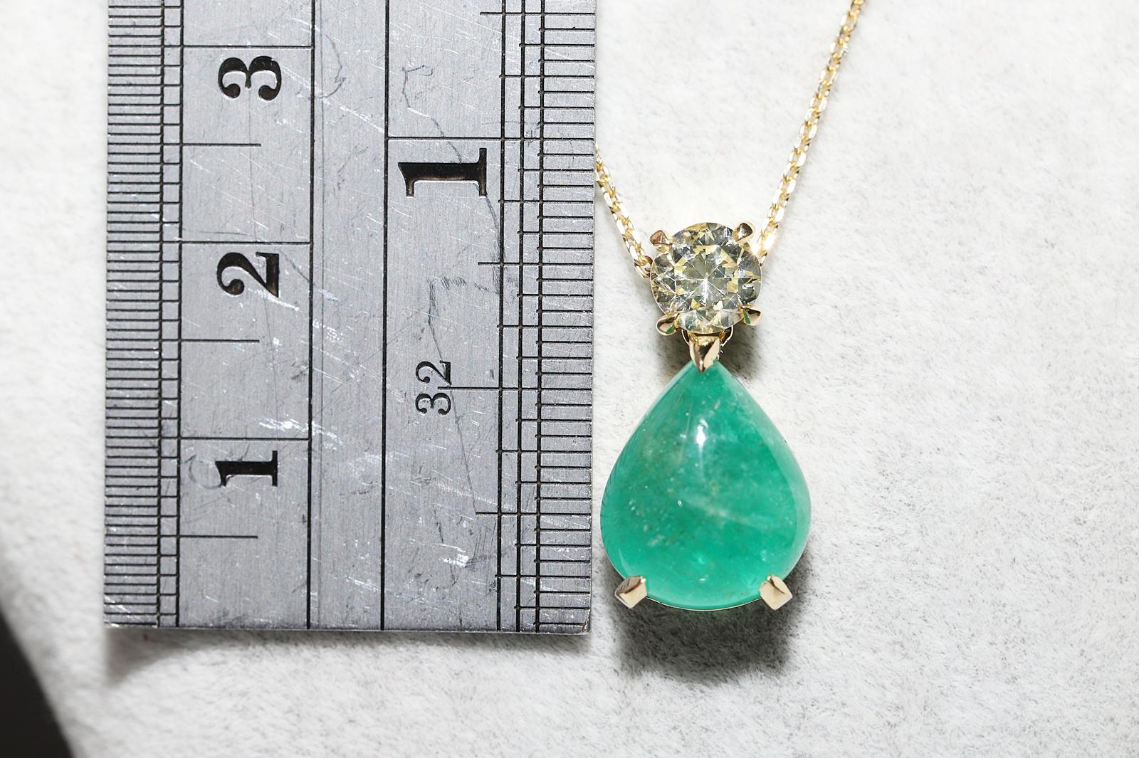 Brilliant Cut 18k Gold New Made Natural Diamond And Cabochon Emerald Pendant Necklace For Sale
