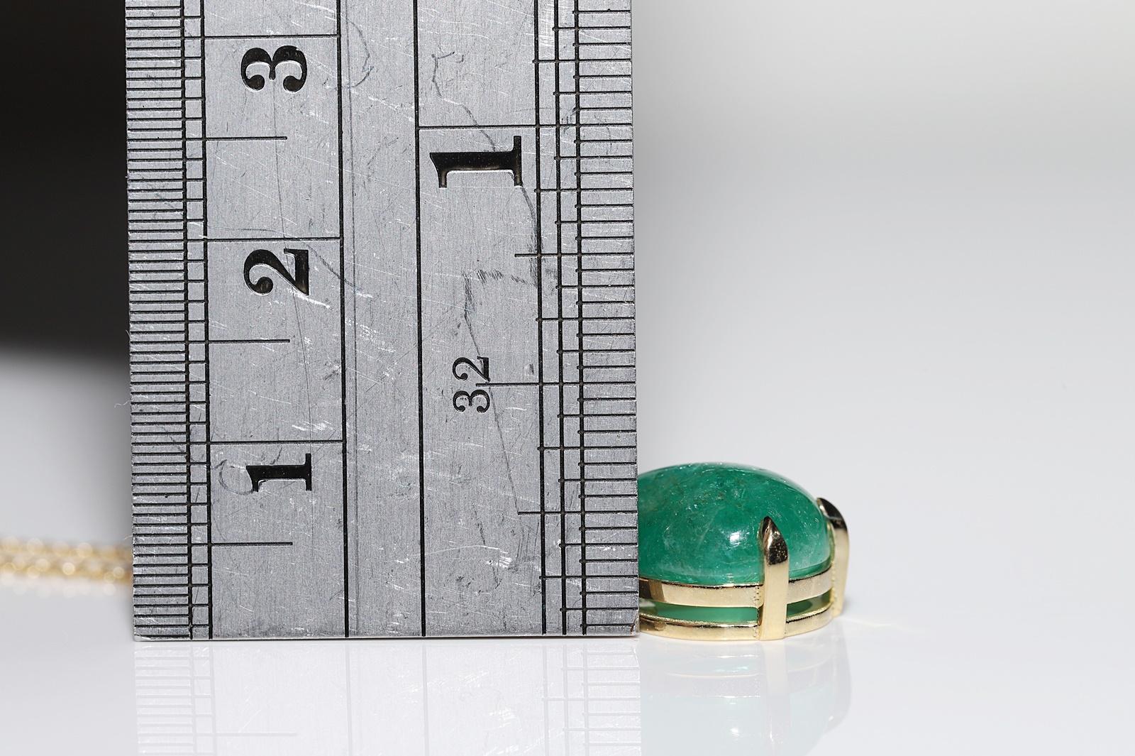 Collier pendentif en or 18k New Made, diamant naturel et émeraude cabochon en vente 3