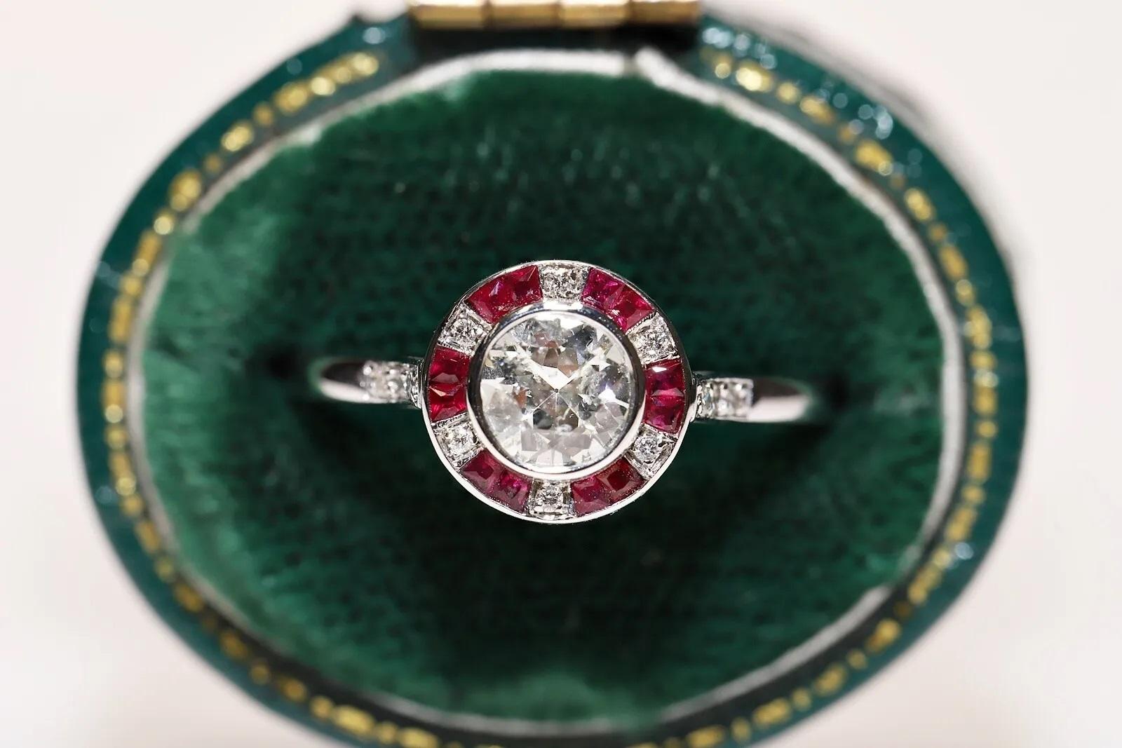 18K Gold New Made Natural Diamond And Caliber Cut Ruby Solitaire Ring For Sale 2