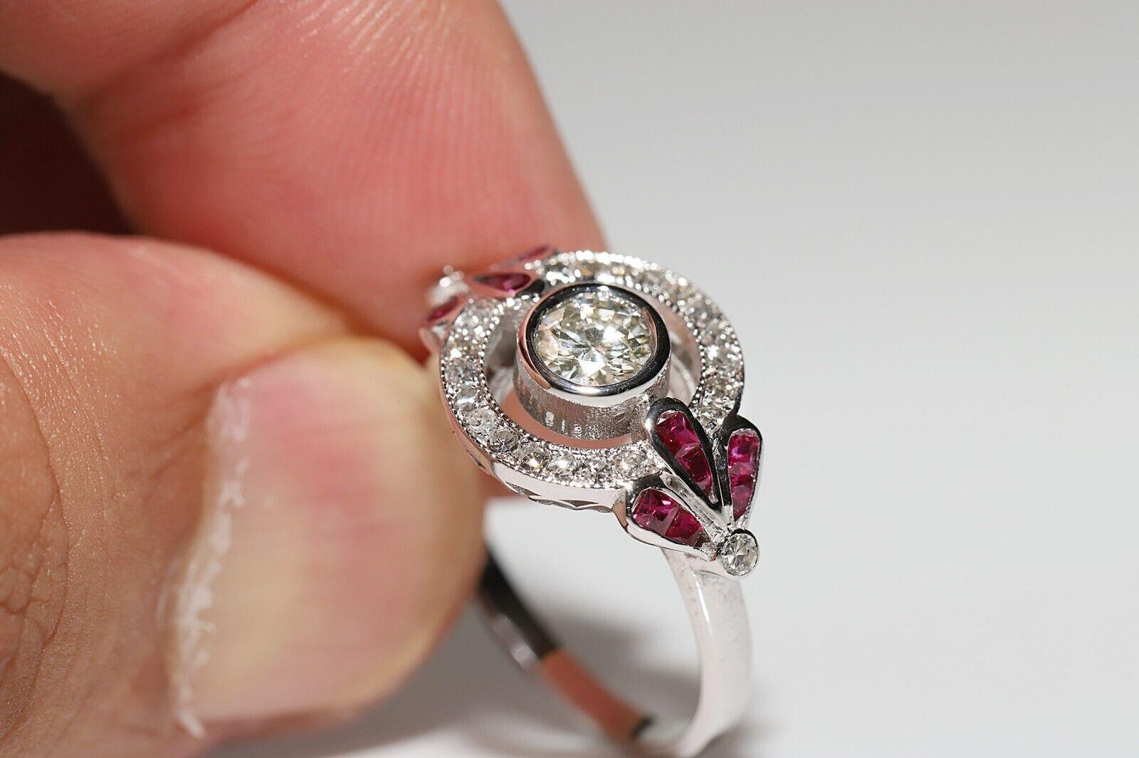 18k Gold New Made Natural Diamond And Caliber Ruby Decorated Ring en vente 1