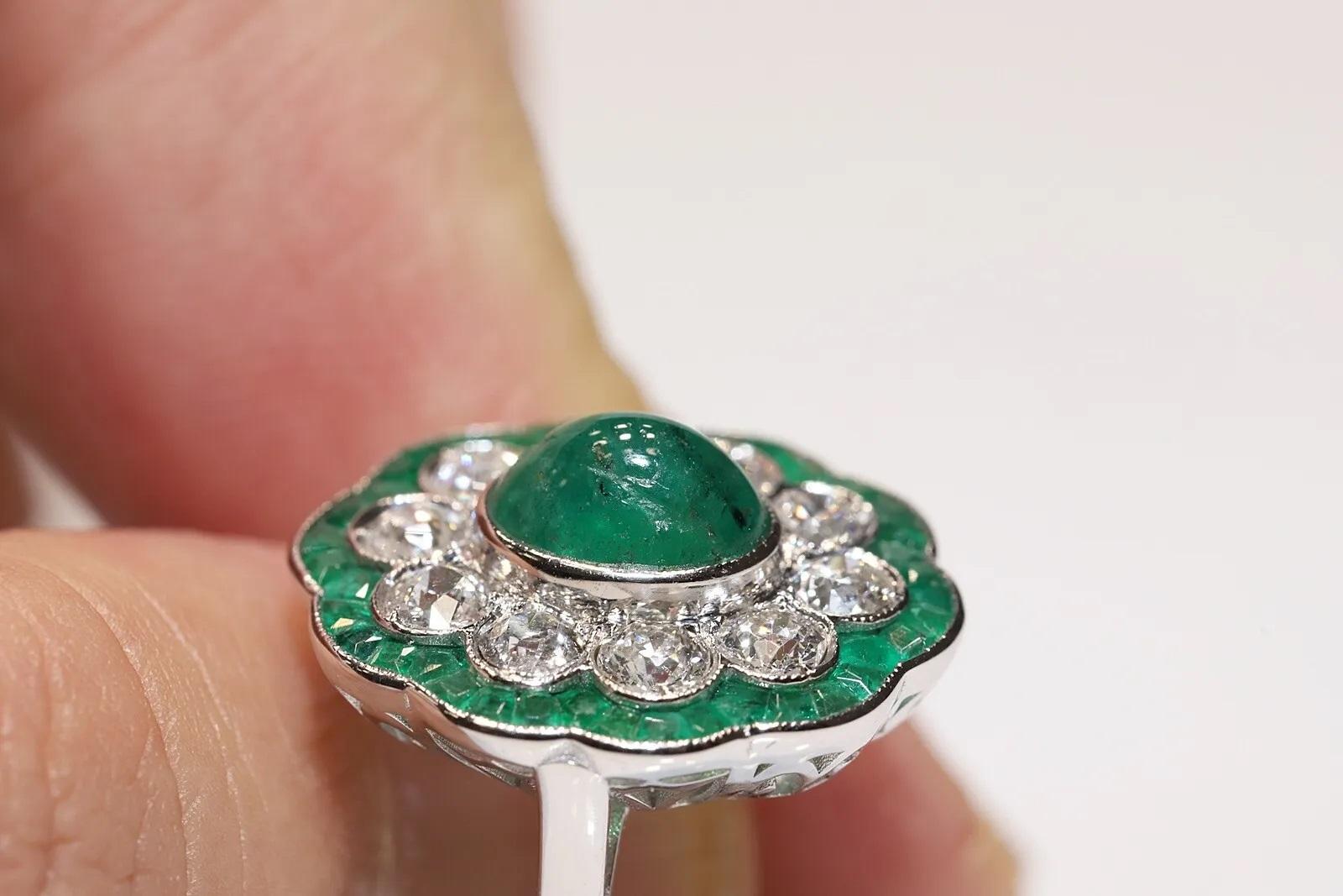 18k Gold New Made Natural Diamond And Emerald Decorated Cocktail Ring For Sale 4
