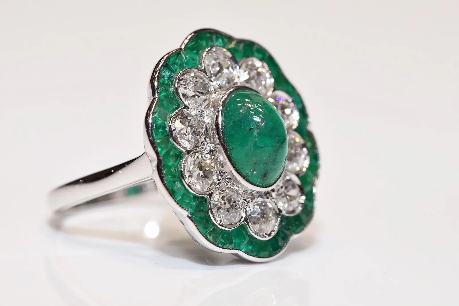 Brilliant Cut 18k Gold New Made Natural Diamond And Emerald Decorated Cocktail Ring For Sale