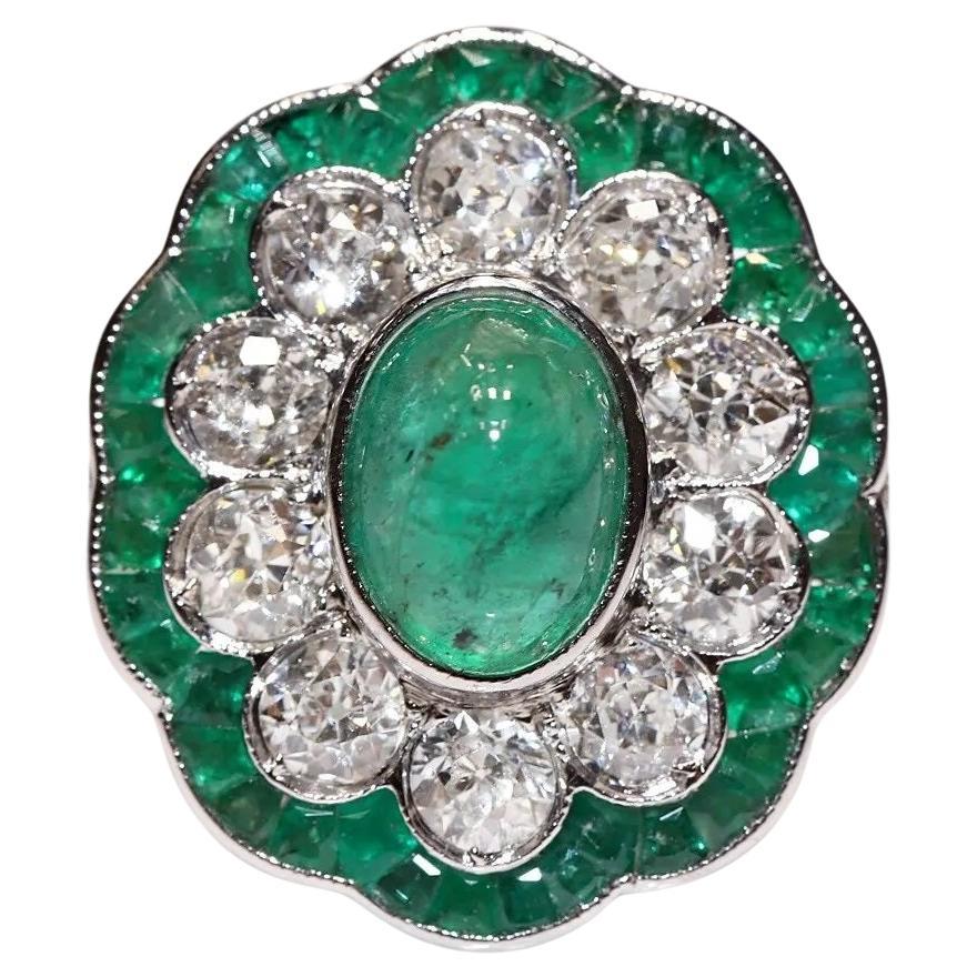 18k Gold New Made Natural Diamond And Emerald Decorated Cocktail Ring