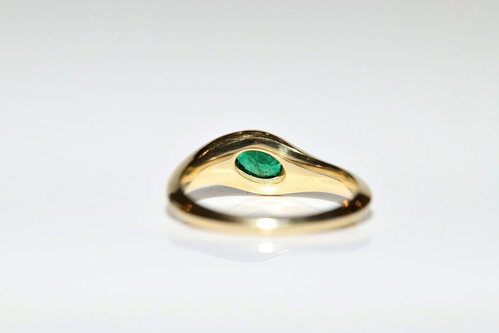Modern 18k Gold New Made Natural Diamond And Emerald Decorated Ring For Sale