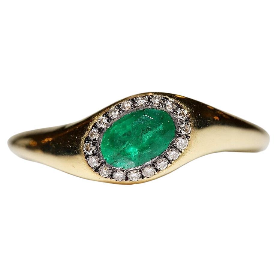 18k Gold New Made Natural Diamond And Emerald Decorated Ring For Sale