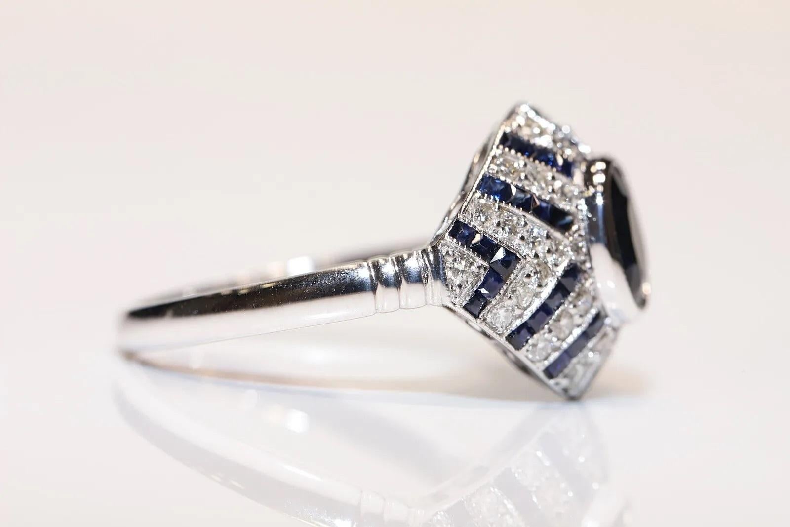 Bague en or 18k de fabrication récente ornée de diamants naturels et de saphirs en vente 1