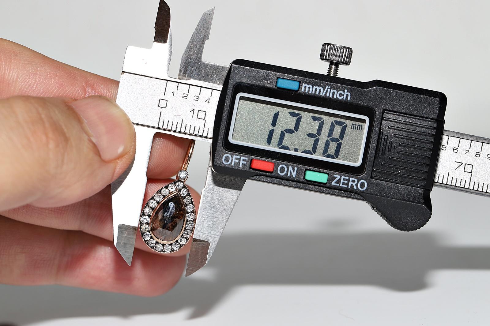 Pendiente Gota Decorado con Diamantes Naturales de Oro 18k de Nueva Fabricación en venta 7