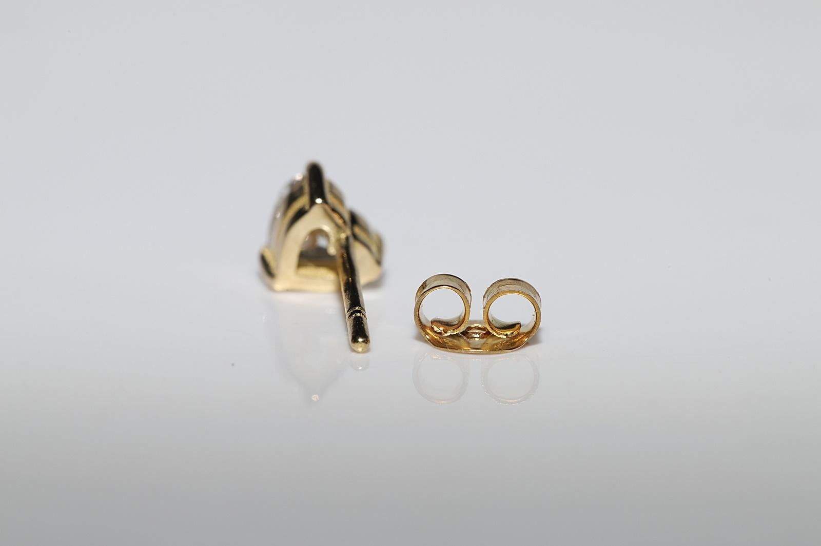 Pendiente solitario decorado con diamantes naturales talla corazón en oro de 18k de nueva factura en venta 8