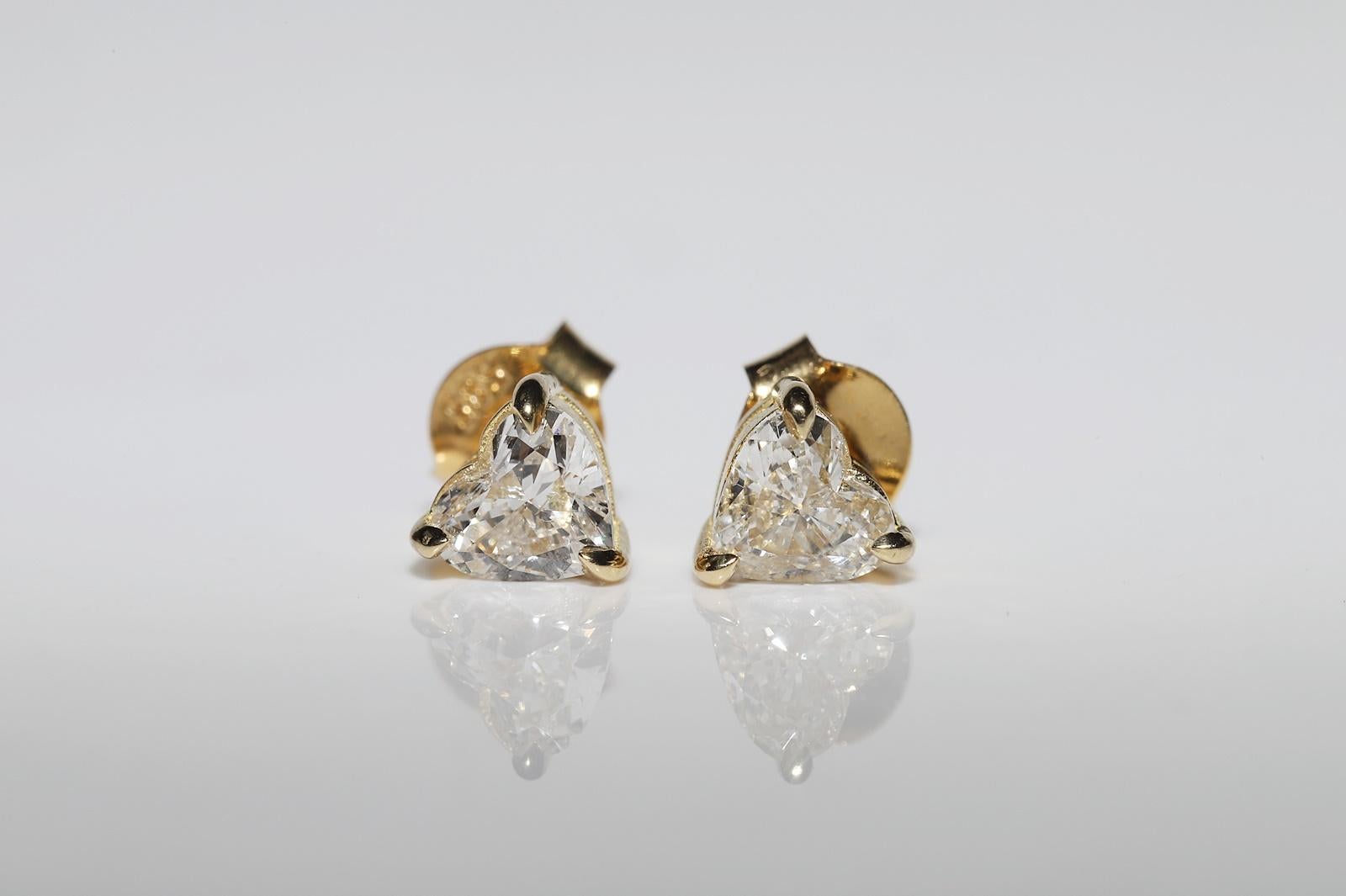 Pendiente solitario decorado con diamantes naturales talla corazón en oro de 18k de nueva factura en venta 2