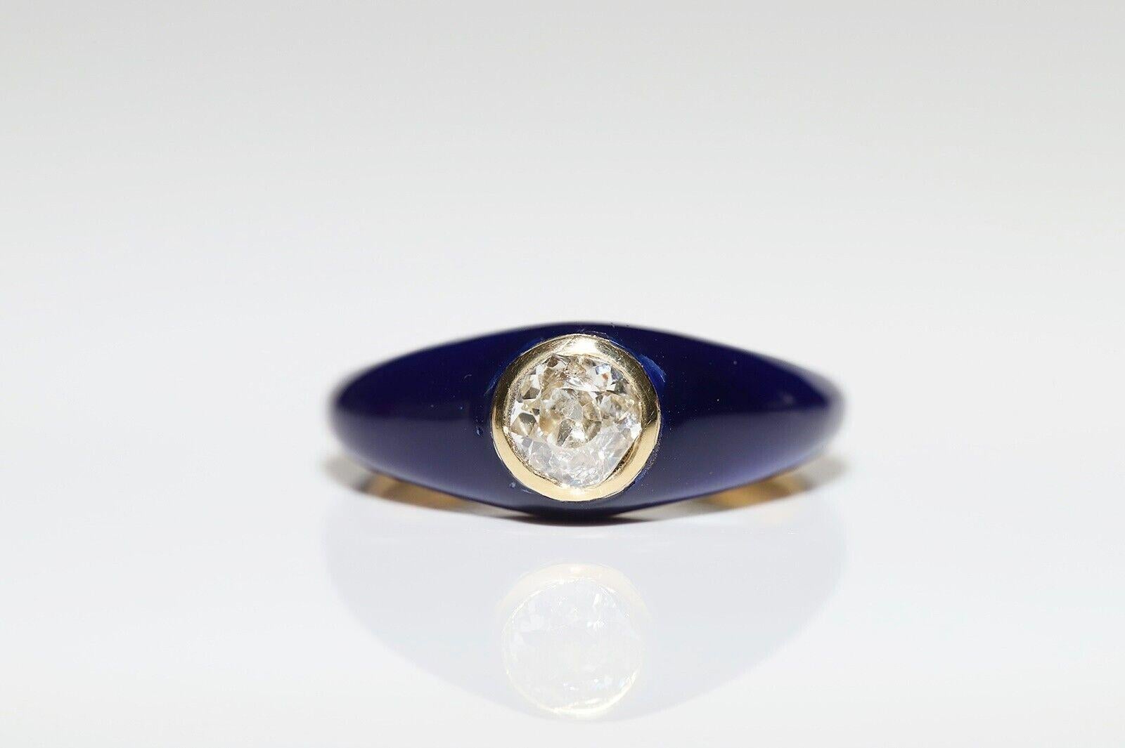 In very good condition.
Total weight is 4.3 grams.
Totally is diamond 0.62 carat.
The diamond is has diamond I color and Pique1 clarity.
Ring size is US 6.7 (We offer free resizing)
We can make any size.
Box is not included.
Please contact for any