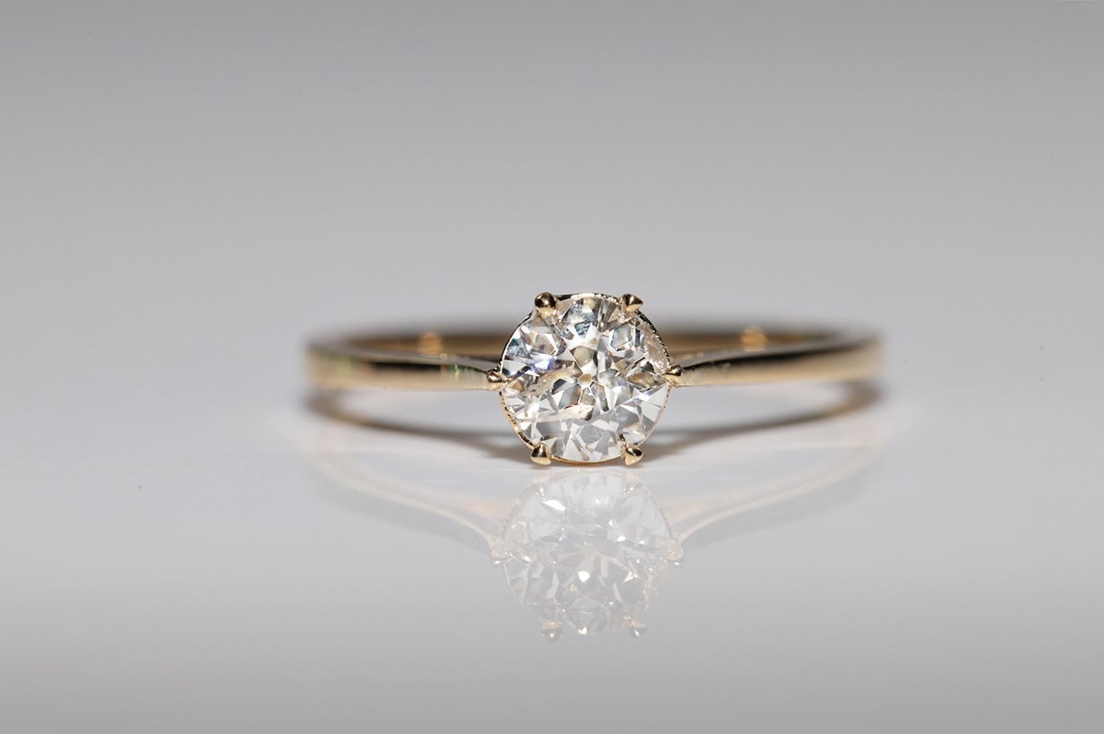 Modern 18k Gold New Made Natural Old Cut Diamond Decorated Solitaire Wedding Ring For Sale