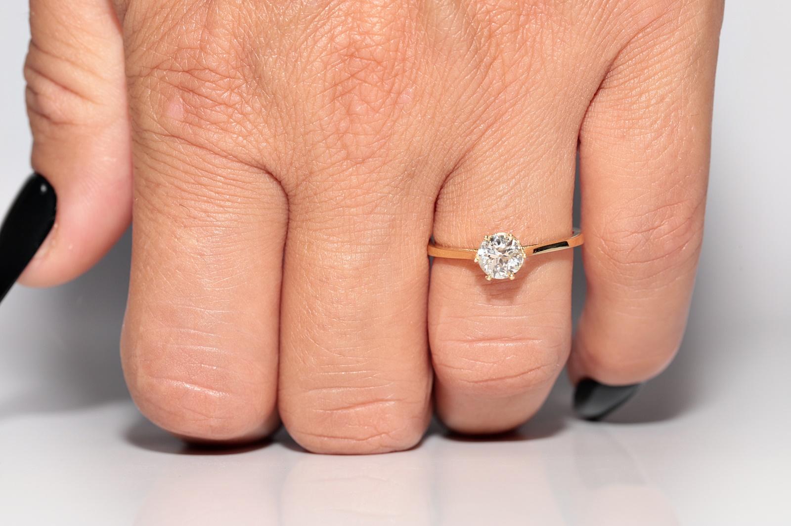 18k Gold New Made Natural Old Cut Diamond Decorated Solitaire Wedding Ring For Sale 3