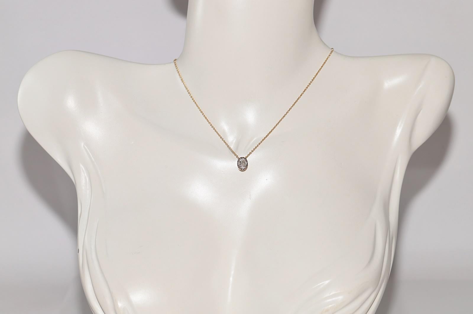 Moderne Collier solitaire en or 18 carats de fabrication naturelle avec diamants taille ancienne en vente