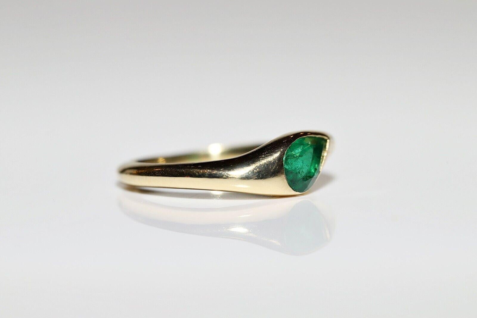 18k Gold New Made Pear Cut Natural Emerald Decorated Solitaire Ring In Good Condition For Sale In Fatih/İstanbul, 34