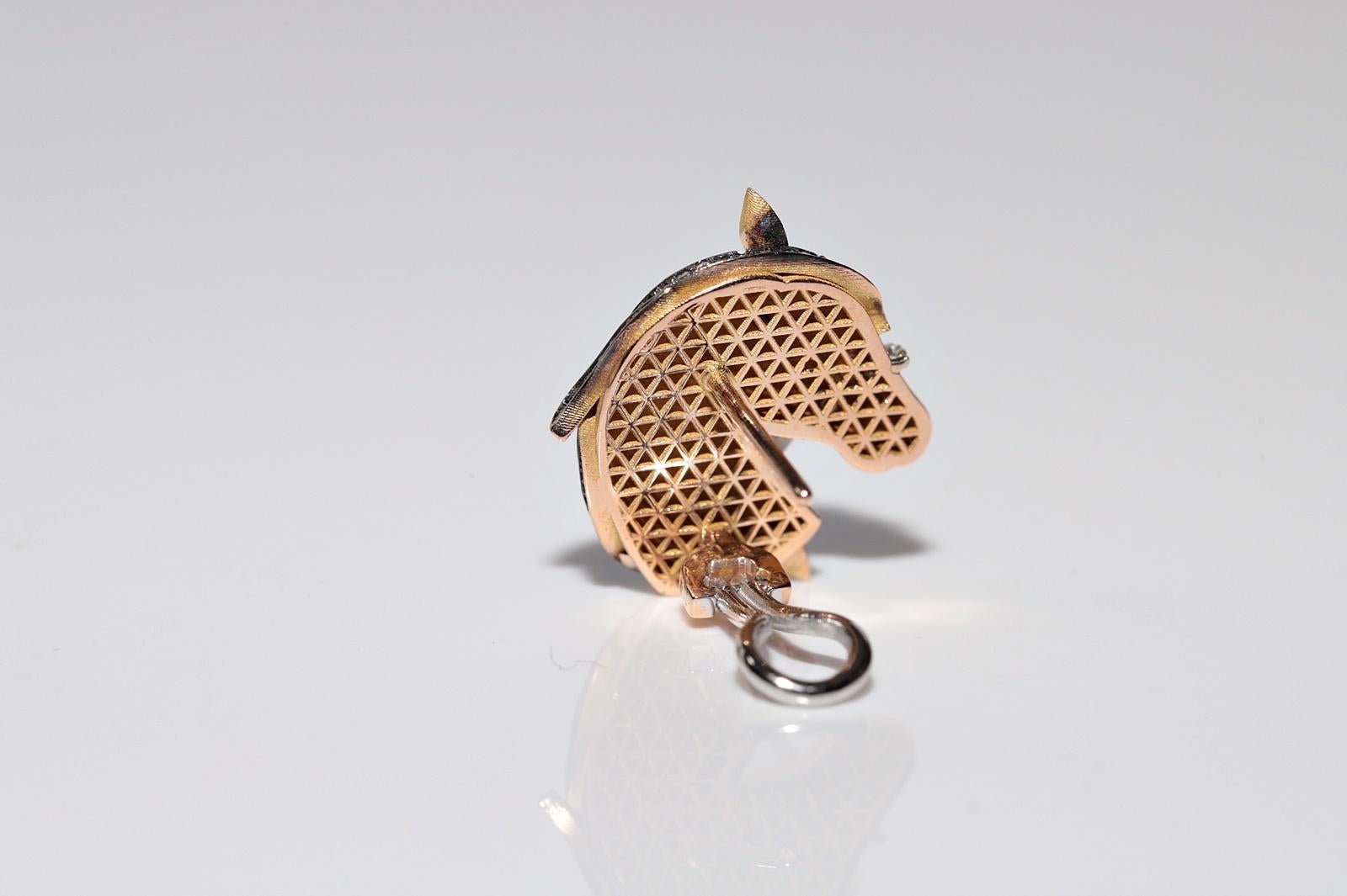 18k Gold Newmade Natural Diamond Decorated Horse Omega Back Earring For Sale 1