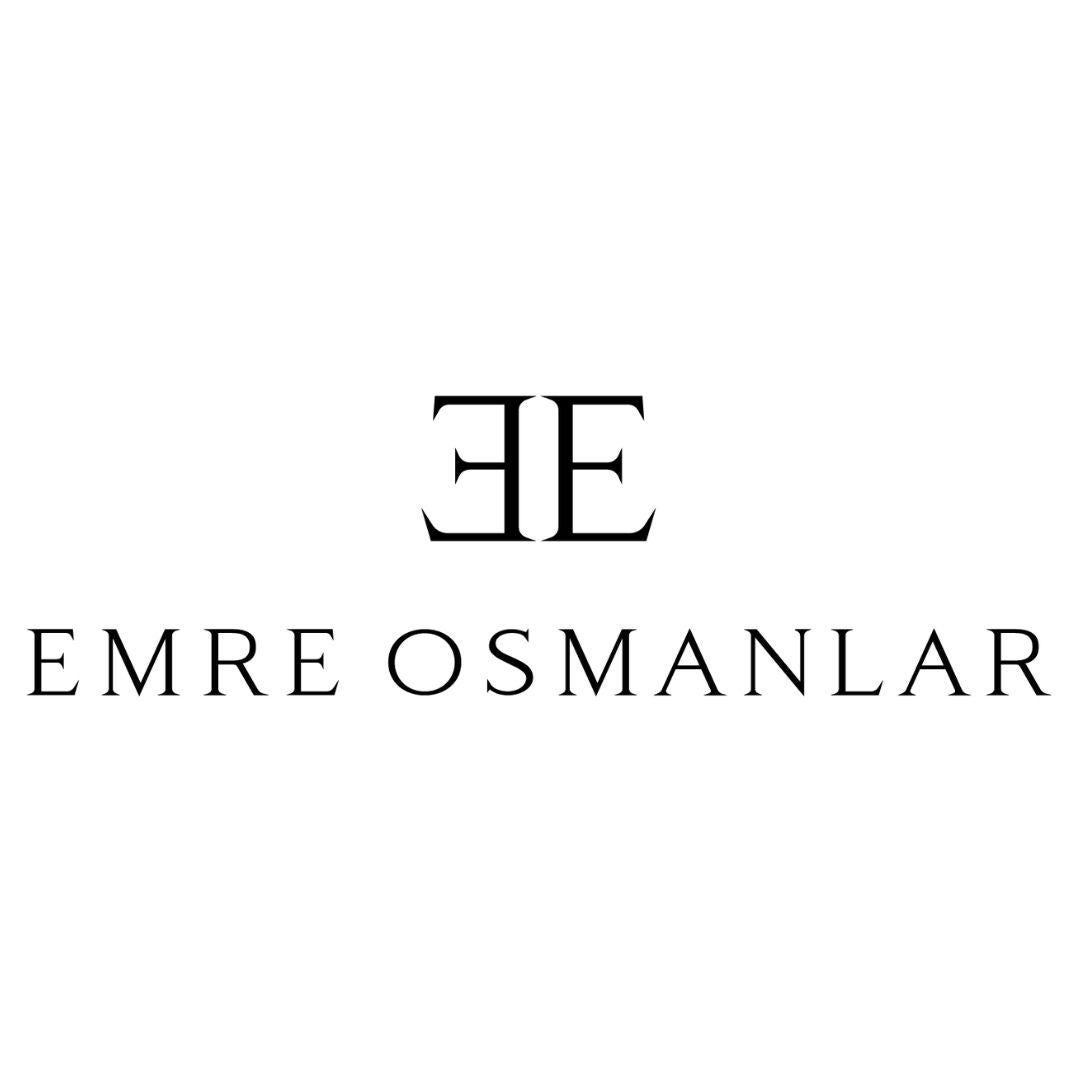  18 Karat Gold Obelisken-Ohrringe mit weißen Diamanten und Champagner-Diamanten im Zustand „Neu“ im Angebot in ISTANBUL, TR