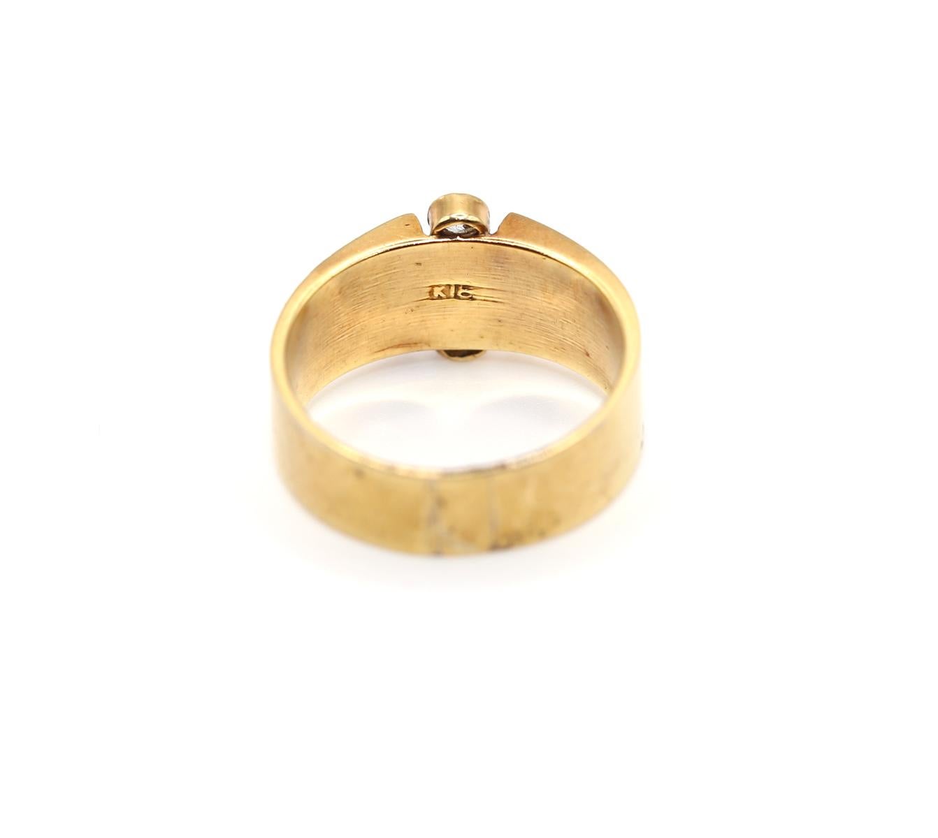 Anello vintage in oro 18 carati con diamanti taglio vecchio e perle, 1930 in vendita 1
