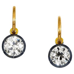 18K Gold 
Old European Cut Diamonds; 1.91ct I, VS1, 1.83ct J, SI1