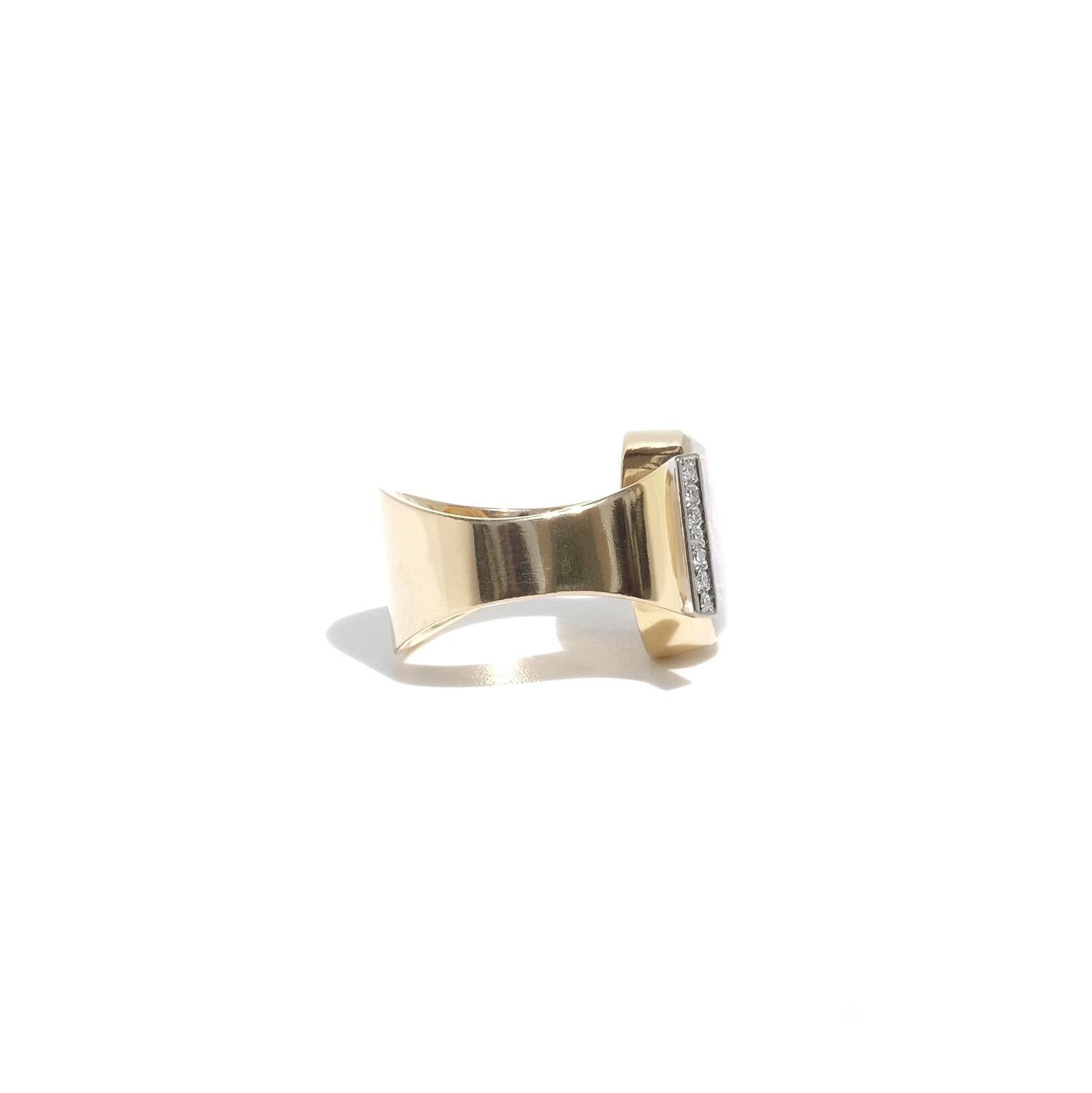 Anello vintage in oro 18 carati, opale e diamanti del maestro svedese Eric Robbert 1992 In condizioni buone in vendita a Stockholm, SE