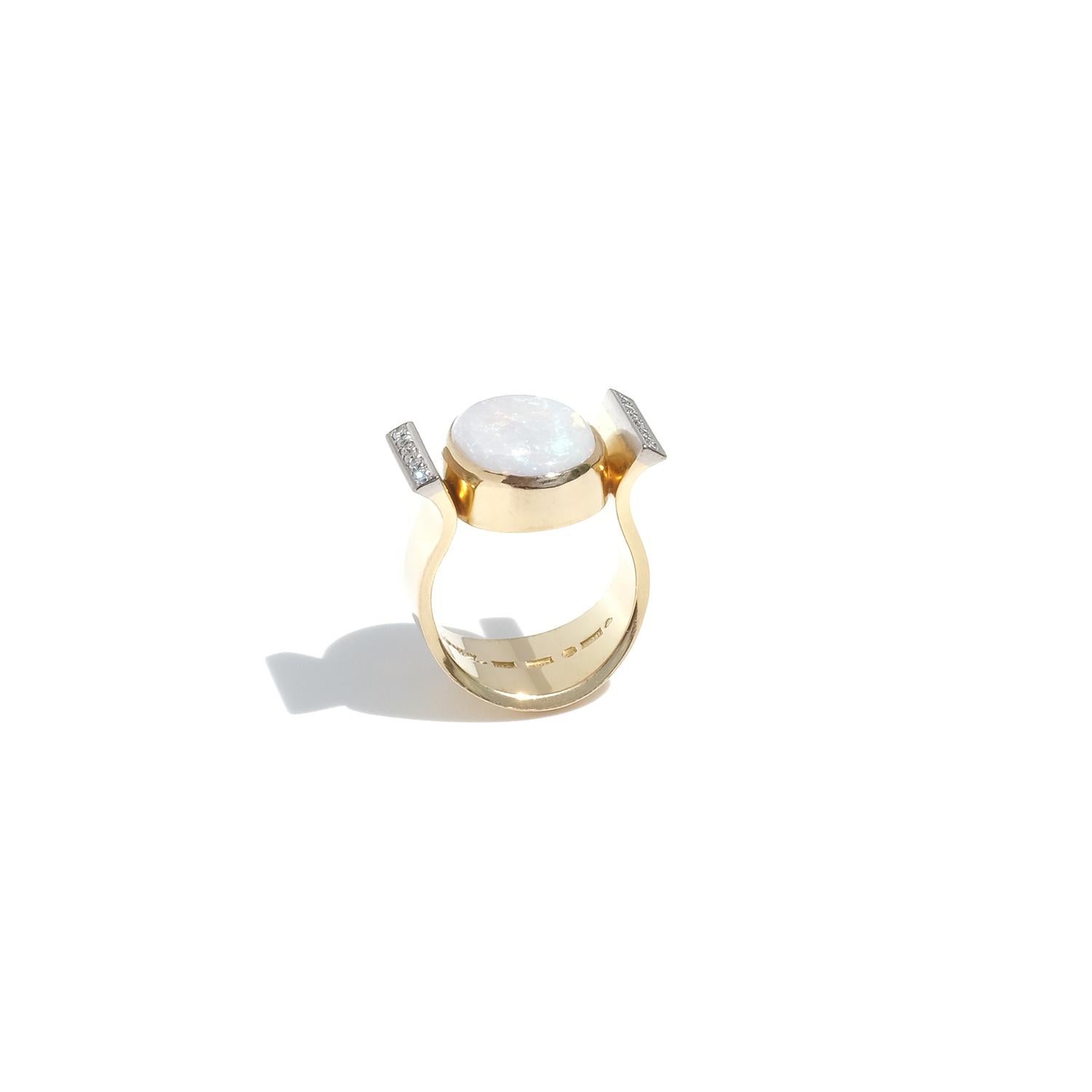 Anello vintage in oro 18 carati, opale e diamanti del maestro svedese Eric Robbert 1992 in vendita 1