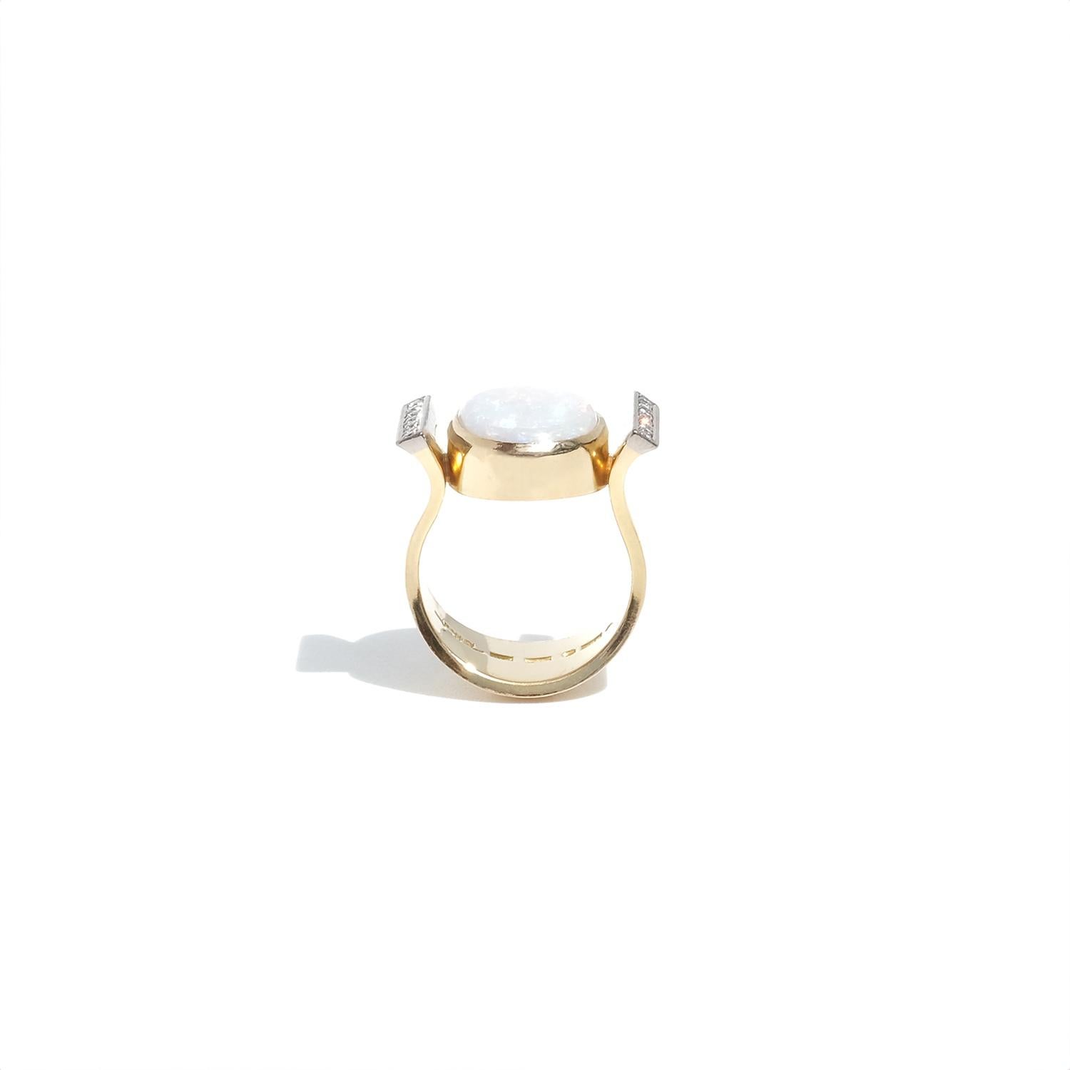 Anello vintage in oro 18 carati, opale e diamanti del maestro svedese Eric Robbert 1992 in vendita 2