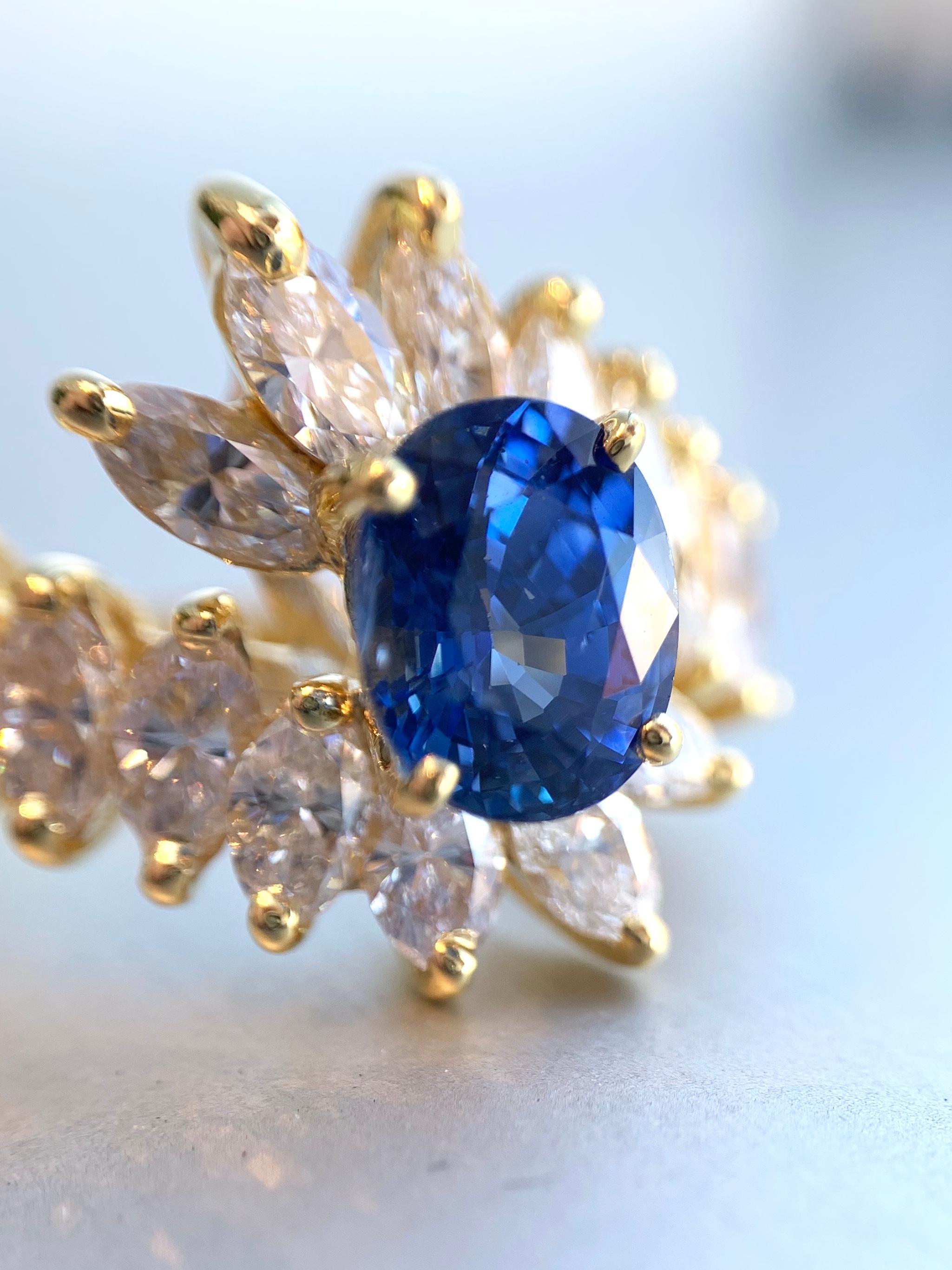 18 Karat Gold Oval Blue Sapphire and Marquise Diamond Cocktail Ring For Sale 7