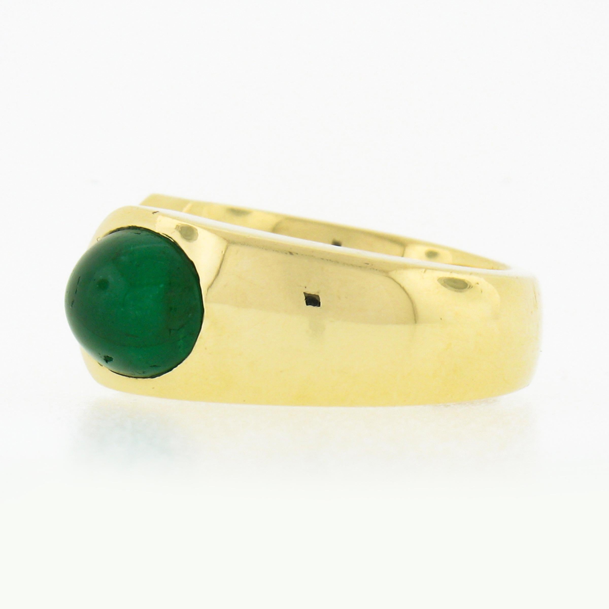 18k Gold Oval Cabochon Emerald & Princess Diamond Polished Open Cuff Band Ring For Sale 1