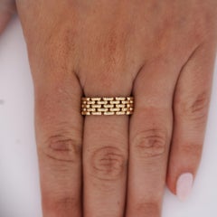 18K Gold Oval Link Chain Band Ring Size 7