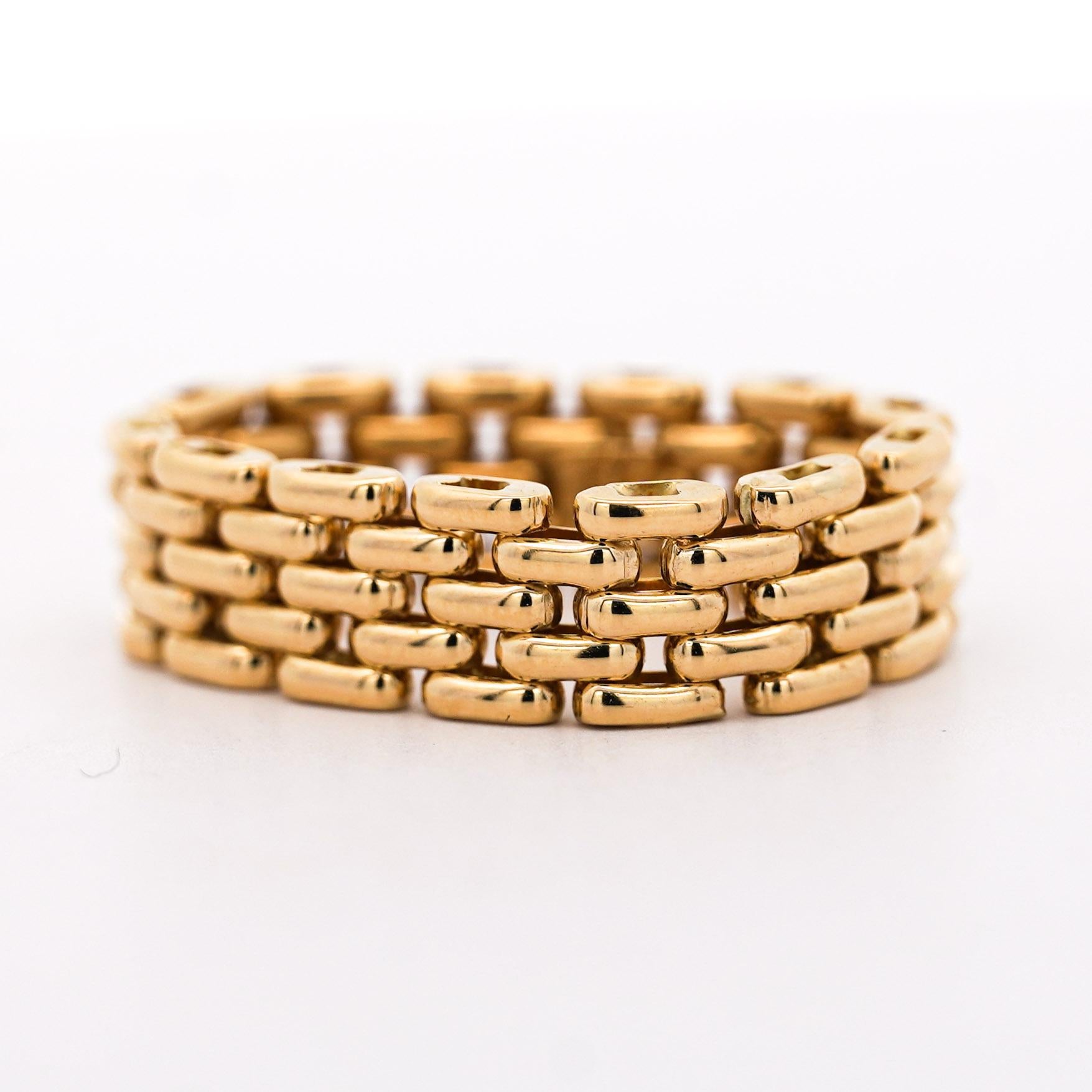 Anneau en or 18K à maillons ovales Taille 7 Pour femmes en vente