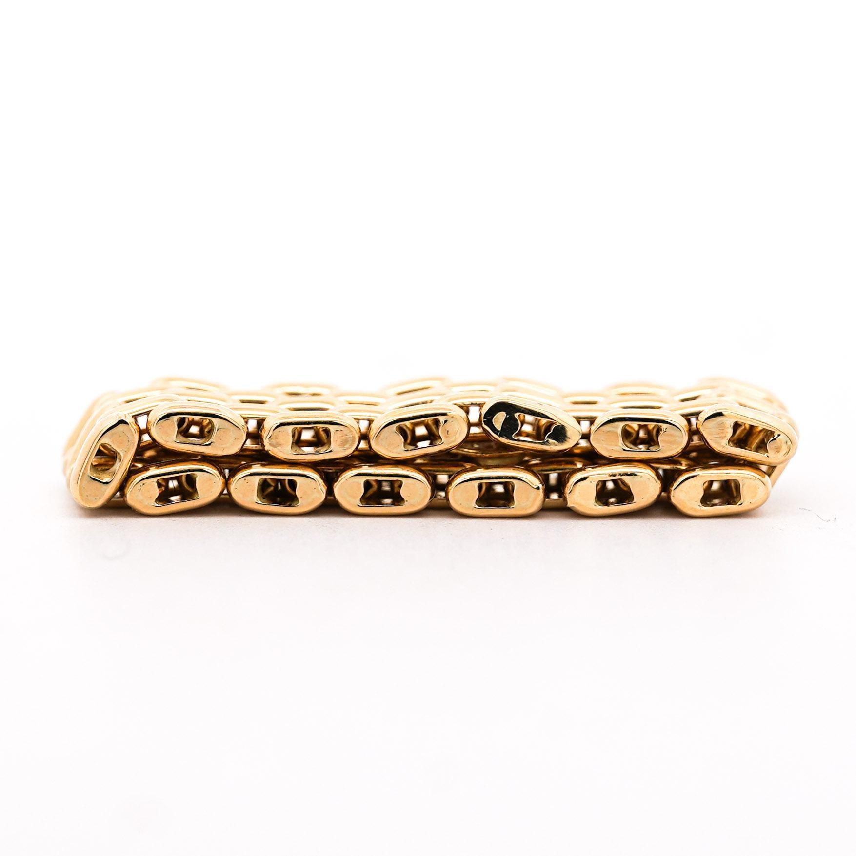 Anneau en or 18K à maillons ovales Taille 7 en vente 2